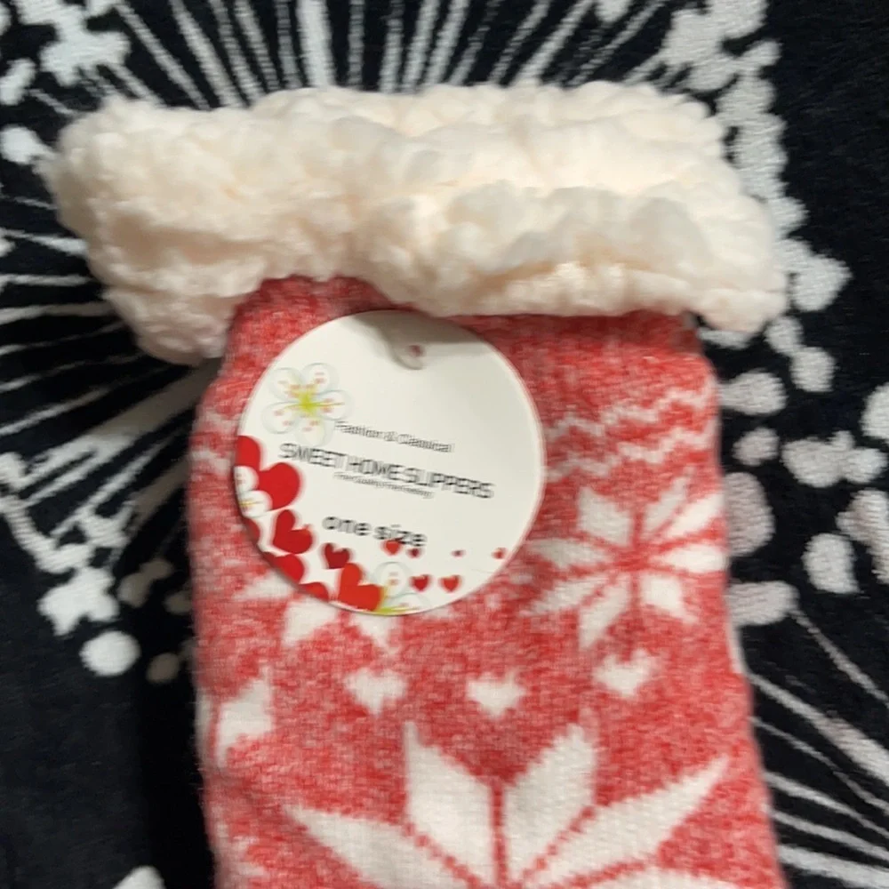 New Sweet Home Christmas slippers